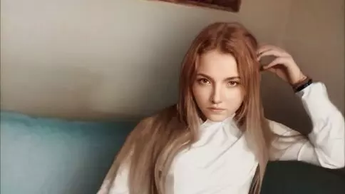 ViktoriaMoor's live cam